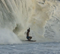 dropknee shorebreak